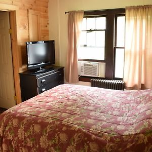 Baseball Hotel